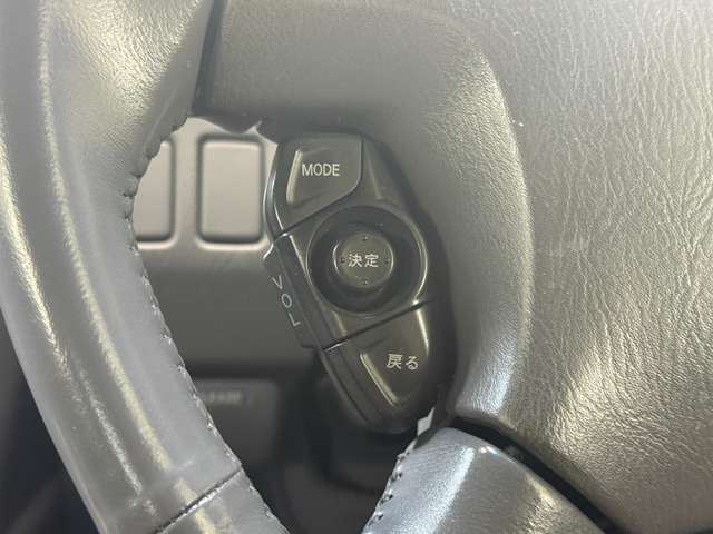 صورة مصغرة 36 لـ 1999 Nissan GLORIA