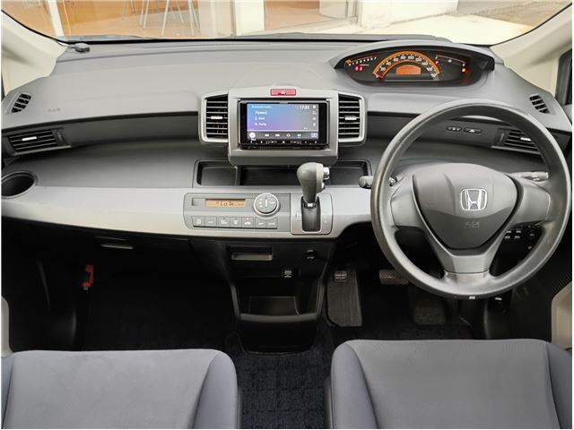 2008 Honda FREED — фото 3