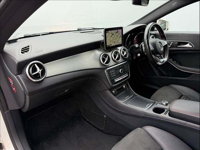 صورة مصغرة 45 لـ 2017 Mercedes-BENZ CLA
