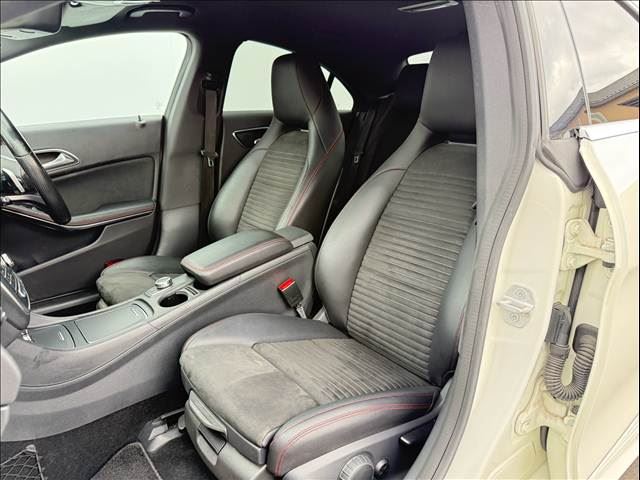 صورة مصغرة 49 لـ 2017 Mercedes-BENZ CLA