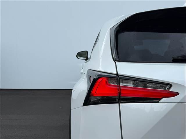 صورة مصغرة 33 لـ 2015 Lexus NX