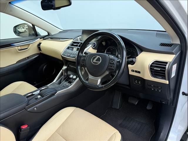 صورة مصغرة 42 لـ 2015 Lexus NX