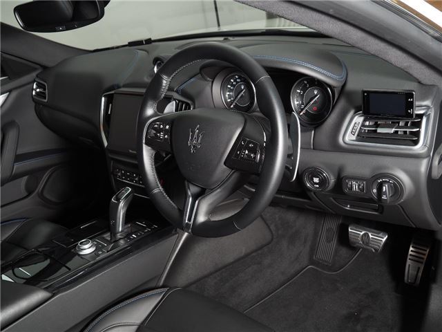2022 Maserati GHIBLI — миниатюра 22