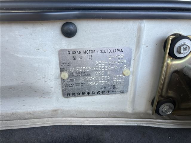 1997 Nissan CEFIRO — миниатюра 27
