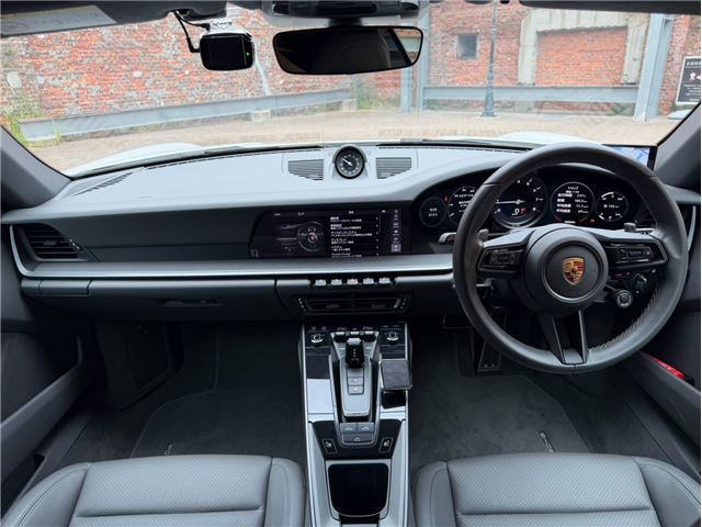 2020 Porsche 911 缩略图 3