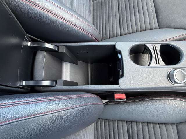 صورة مصغرة 36 لـ 2014 Mercedes-BENZ CLA