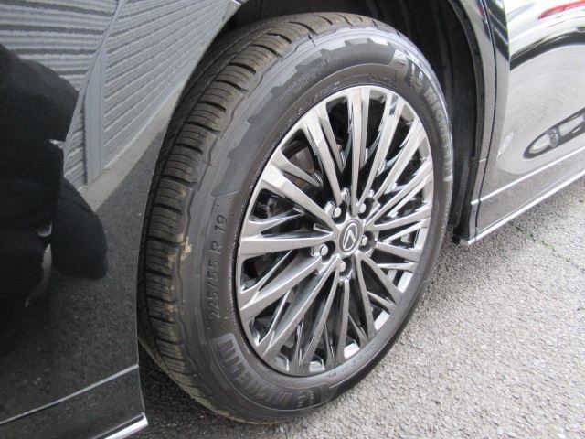 صورة مصغرة 12 لـ 2024 Lexus LM