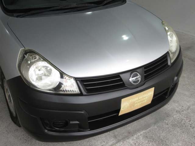 2012 Nissan AD 缩略图 18