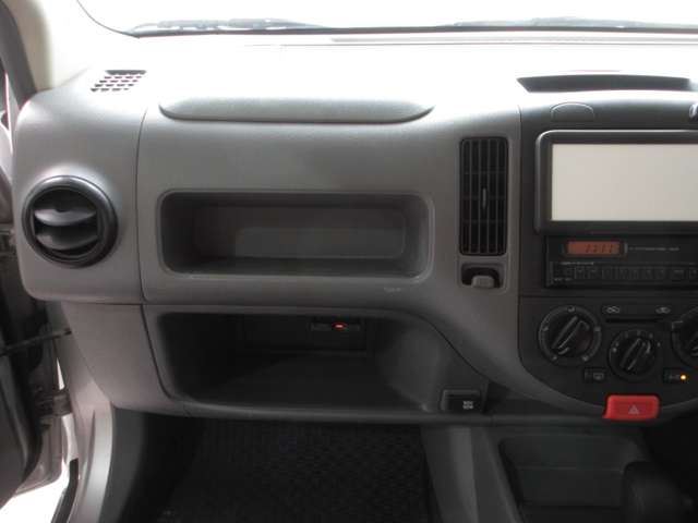 2012 Nissan AD 缩略图 52