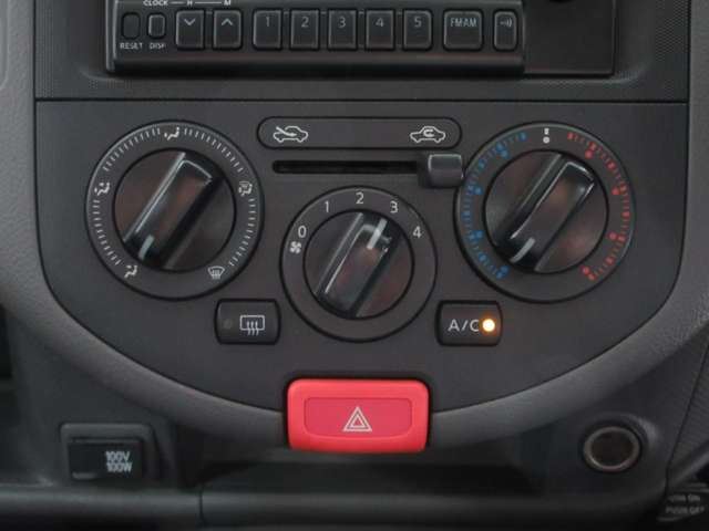 2012 Nissan AD 缩略图 74