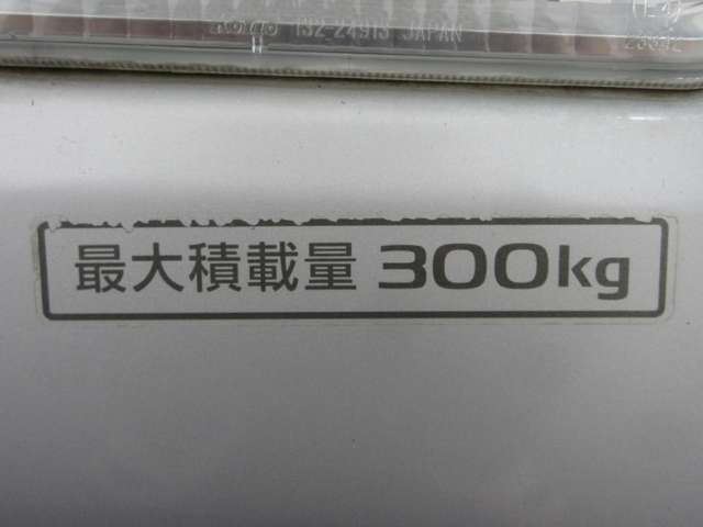 2012 Nissan AD 缩略图 75