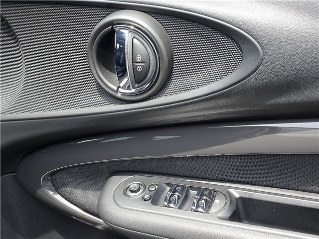 2015 MINI CLUBMAN — миниатюра 37