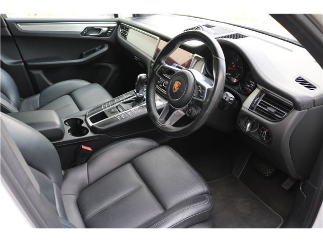 2019 Porsche MACAN 缩略图 3
