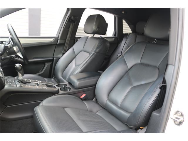 2019 Porsche MACAN 缩略图 25
