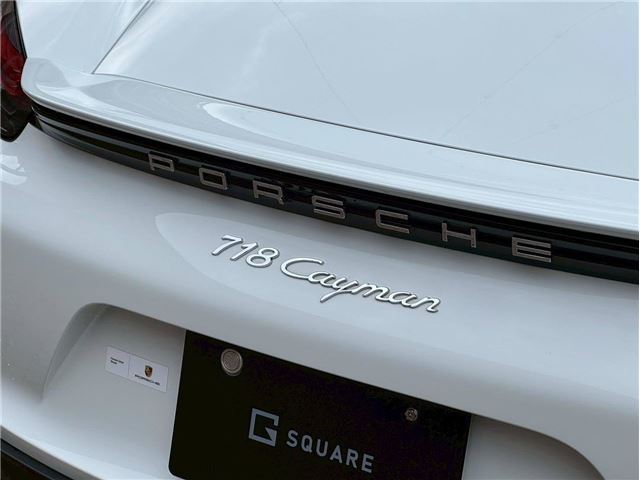 2024 Porsche 718 CAYMAN thumbnail 38