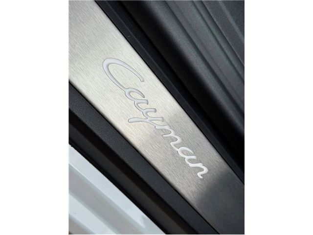 2024 Porsche 718 CAYMAN thumbnail 50