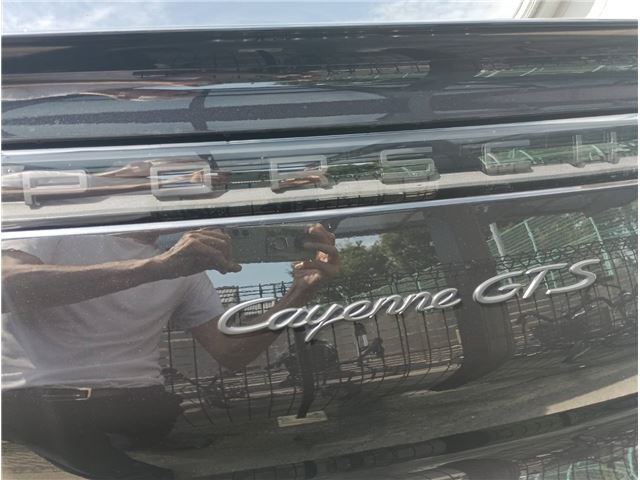 2022 Porsche CAYENNE COUPE thumbnail 17