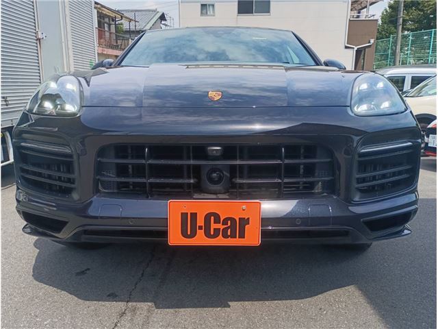 2022 Porsche CAYENNE COUPE thumbnail 10