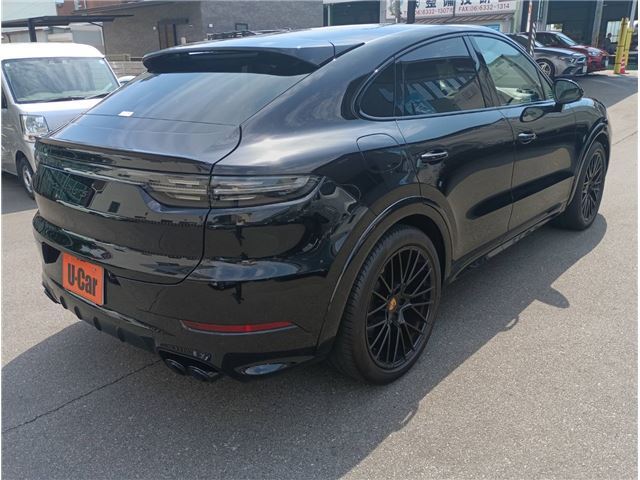 2022 Porsche CAYENNE COUPE thumbnail 6