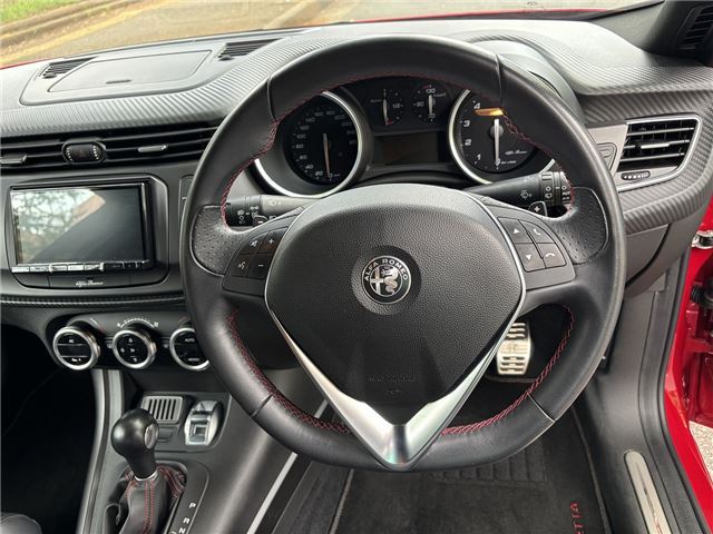 2020 ALFA Romeo GIULIETTA 缩略图 13
