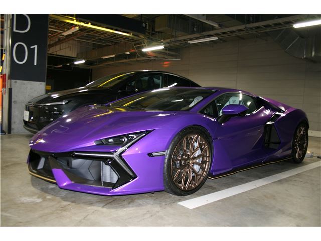 2025 Lamborghini REVUELTO — миниатюра 17