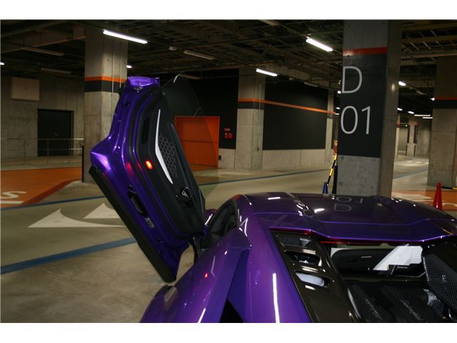 2025 Lamborghini REVUELTO — миниатюра 21