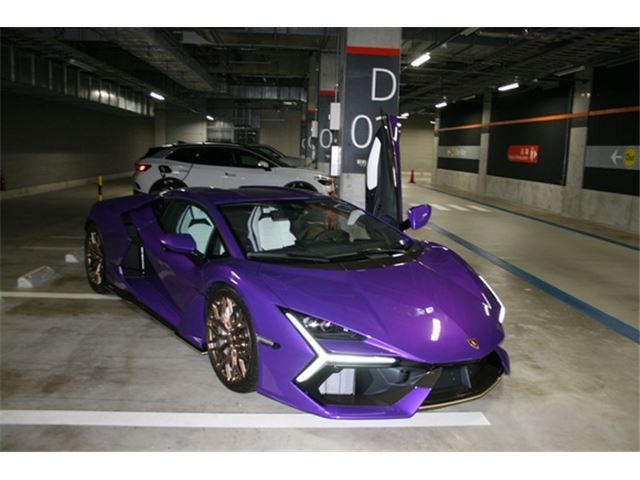 2025 Lamborghini REVUELTO — миниатюра 28