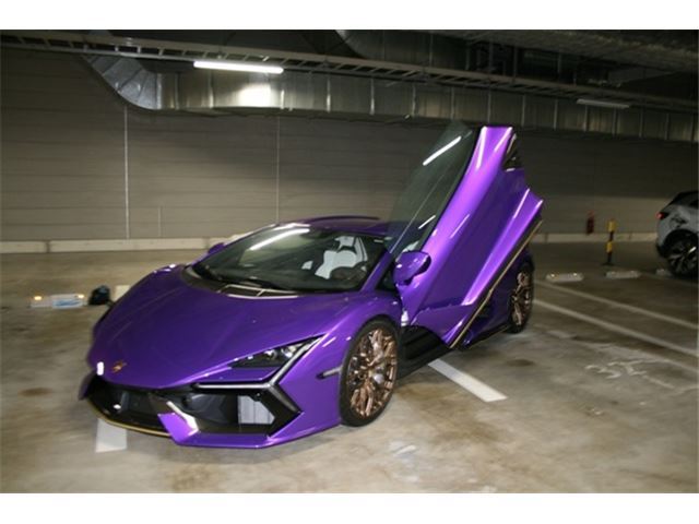2025 Lamborghini REVUELTO — миниатюра 30