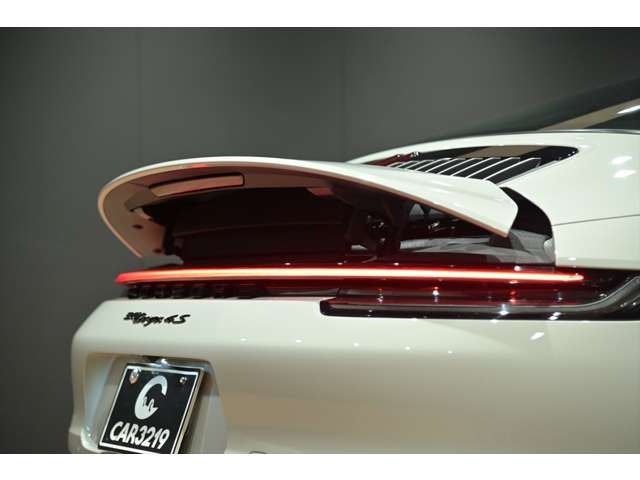 صورة مصغرة 31 لـ 2024 Porsche 911