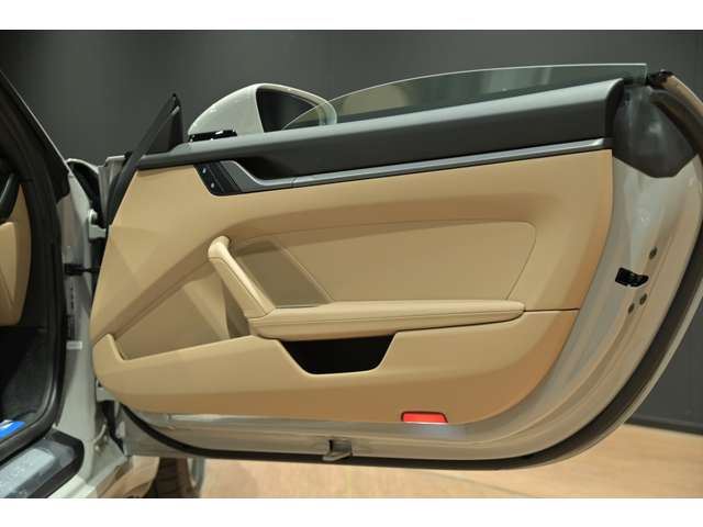 صورة مصغرة 47 لـ 2024 Porsche 911