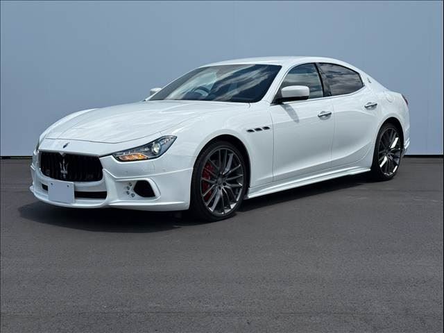 صورة مصغرة 13 لـ 2015 Maserati GHIBLI