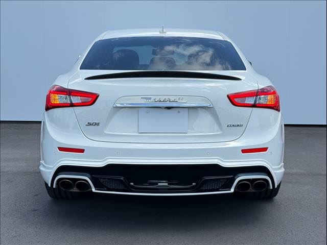 صورة مصغرة 11 لـ 2015 Maserati GHIBLI