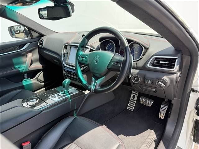 صورة مصغرة 49 لـ 2015 Maserati GHIBLI