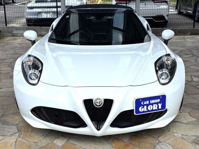 2017 ALFA Romeo 4C SPIDER 照片 2
