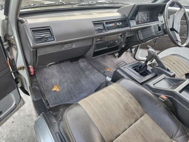 صورة 4 لـ 1990 Nissan VANETTE LARGO COACH