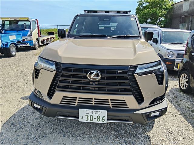صورة 1 لـ 2025 Lexus GX