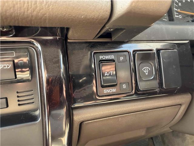 1991 Nissan GLORIA — миниатюра 27