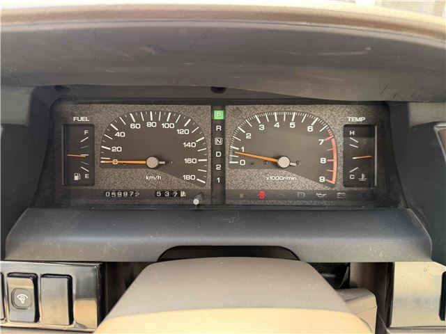 1991 Nissan GLORIA — миниатюра 31