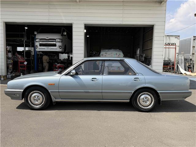 صورة 10 لـ 1991 Nissan GLORIA