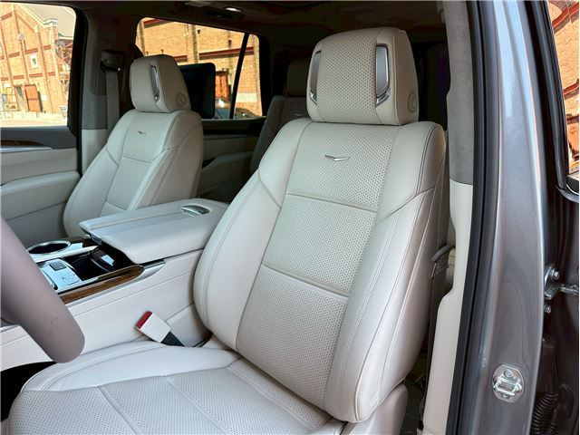 2026 Cadillac ESCALADE 缩略图 23