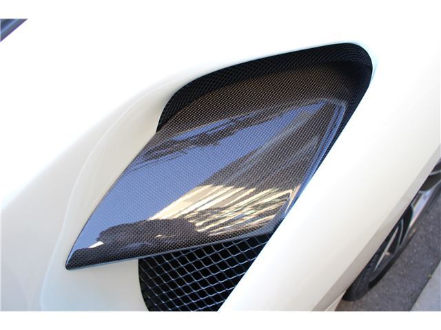 صورة مصغرة 8 لـ 2015 Ferrari 488 GTB