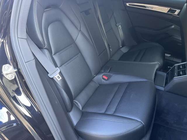 صورة مصغرة 36 لـ 2021 Porsche PANAMERA SPORT TURISMO