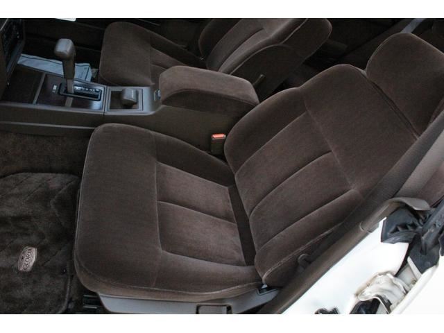 صورة 8 لـ 1989 Nissan GLORIA