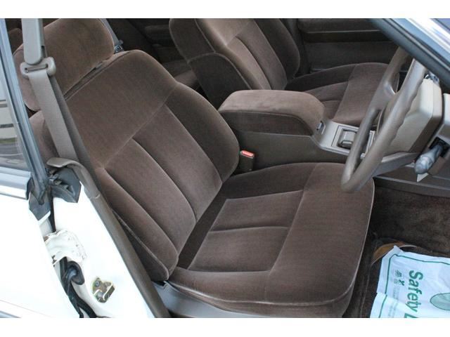 صورة 7 لـ 1989 Nissan GLORIA