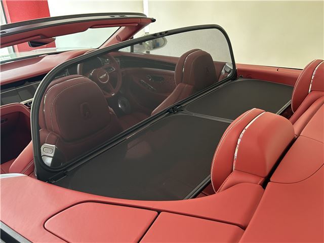 صورة 8 لـ 2022 Bentley CONTINENTAL