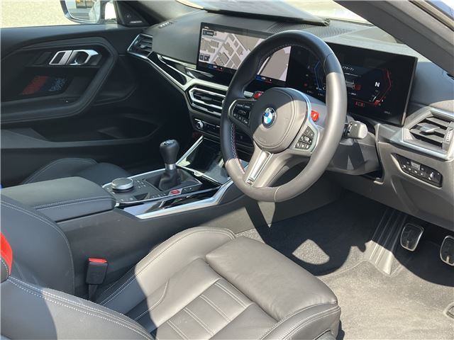 2023 BMW M2 — миниатюра 17