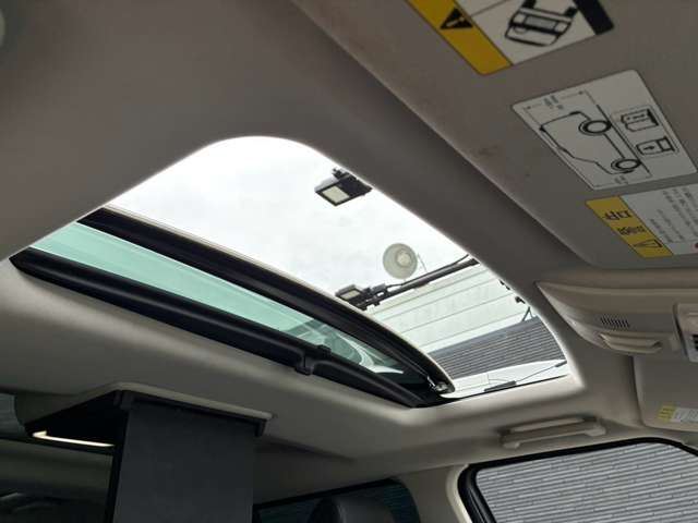 2011 LAND Rover DISCOVERY 4 — миниатюра 28