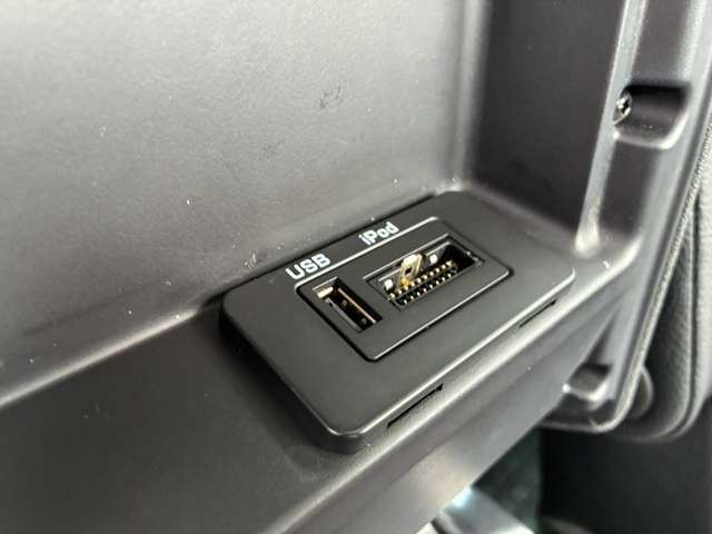 2011 LAND Rover DISCOVERY 4 — миниатюра 40