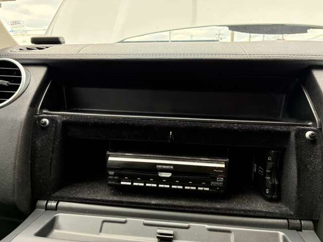 2011 LAND Rover DISCOVERY 4 — миниатюра 41