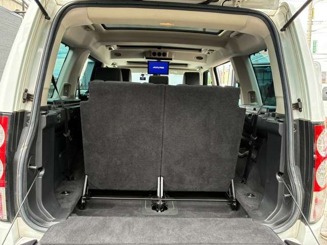 2011 LAND Rover DISCOVERY 4 — миниатюра 67